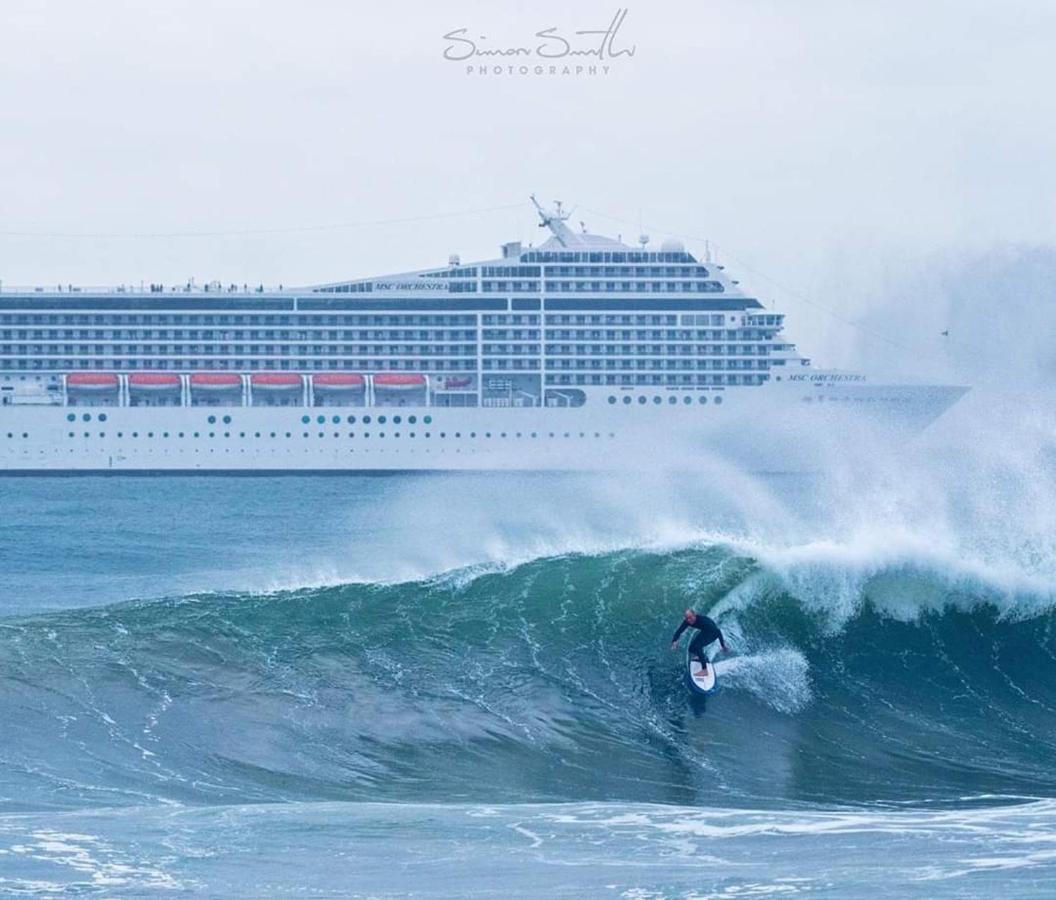 Blue Sea Guest House East London Bagian luar foto