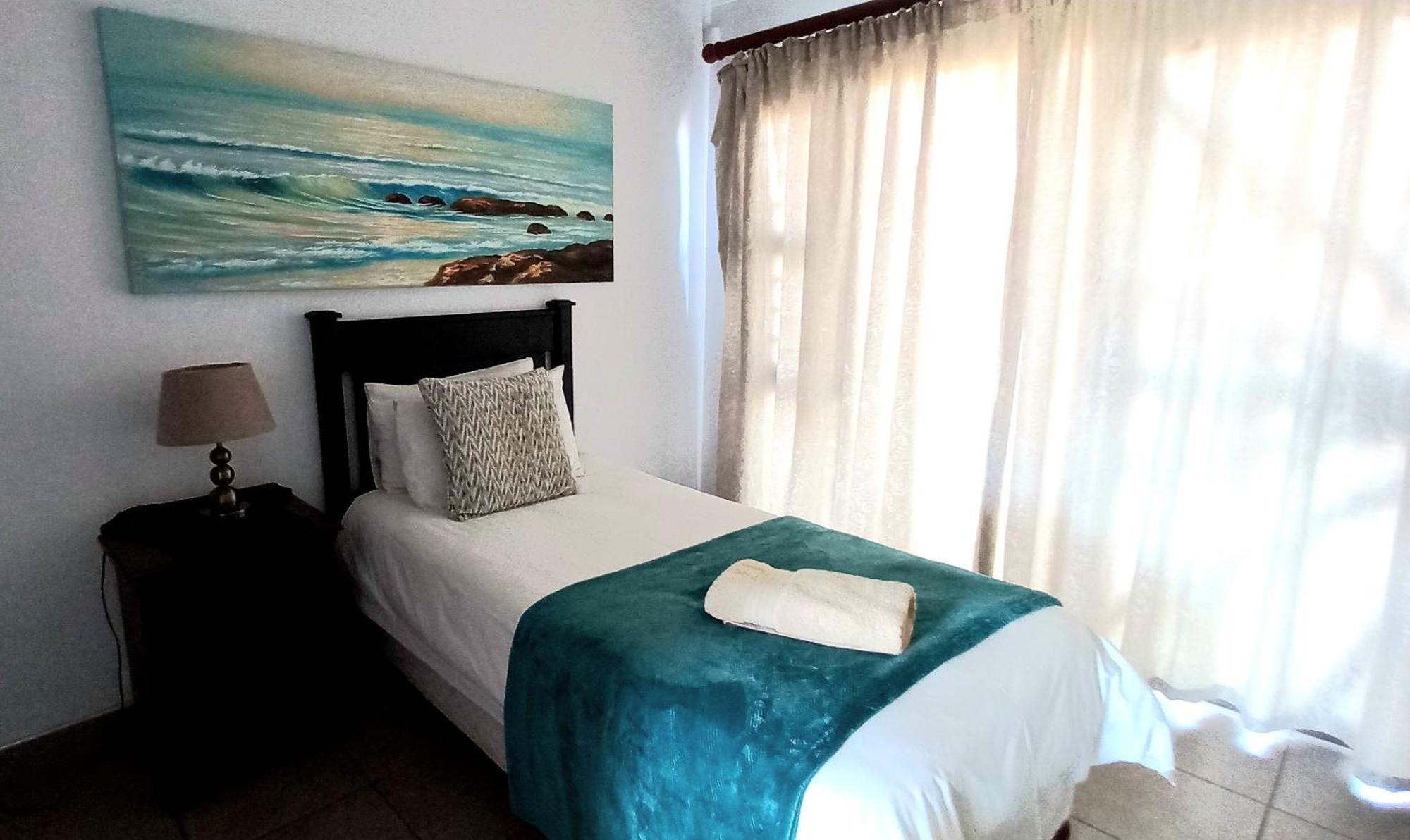 Blue Sea Guest House East London Bagian luar foto